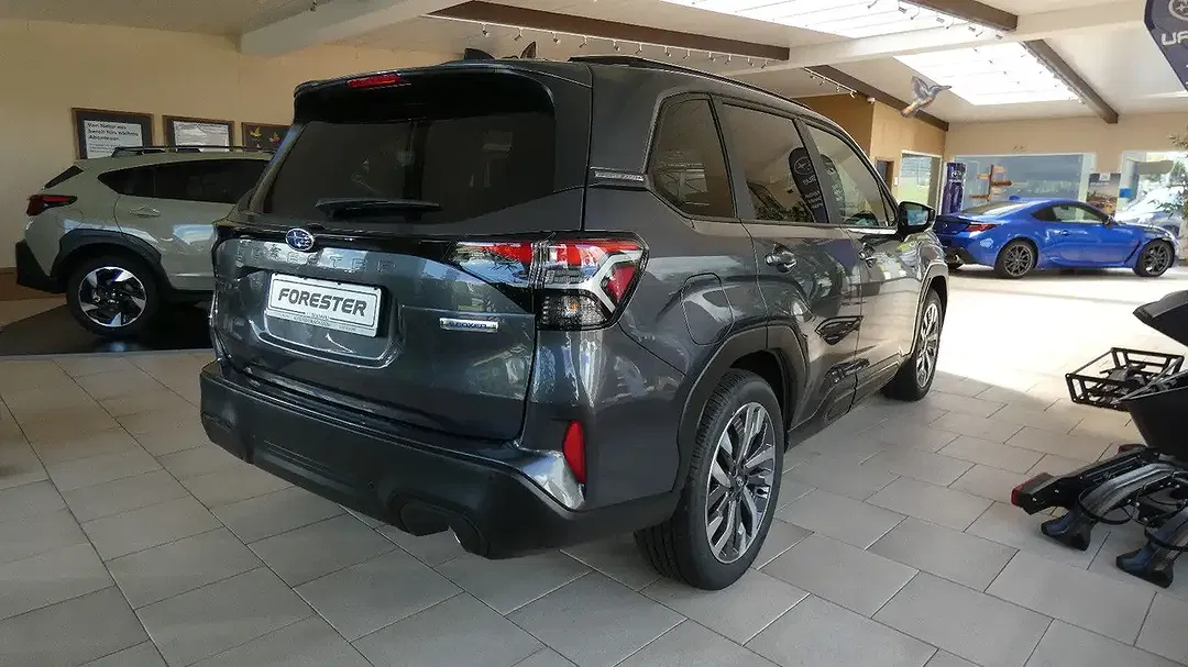 Subaru Forester 2.0 AWD Platinum - Thumbnail 4