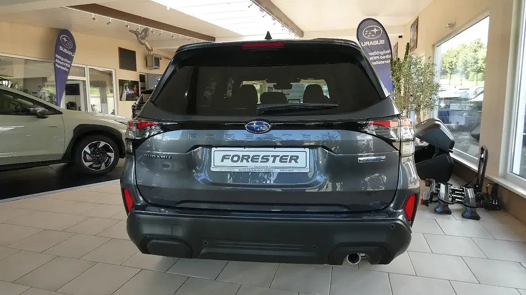 Subaru Forester 2.0 AWD Platinum - Thumbnail 5