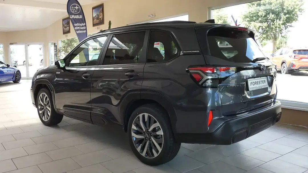 Subaru Forester 2.0 AWD Platinum - Thumbnail 6