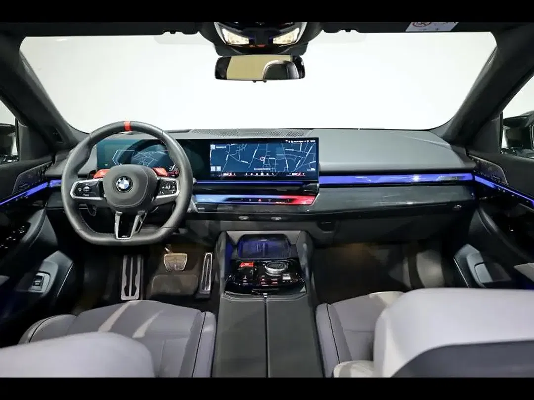 BMW M5 Touring - Thumbnail 7