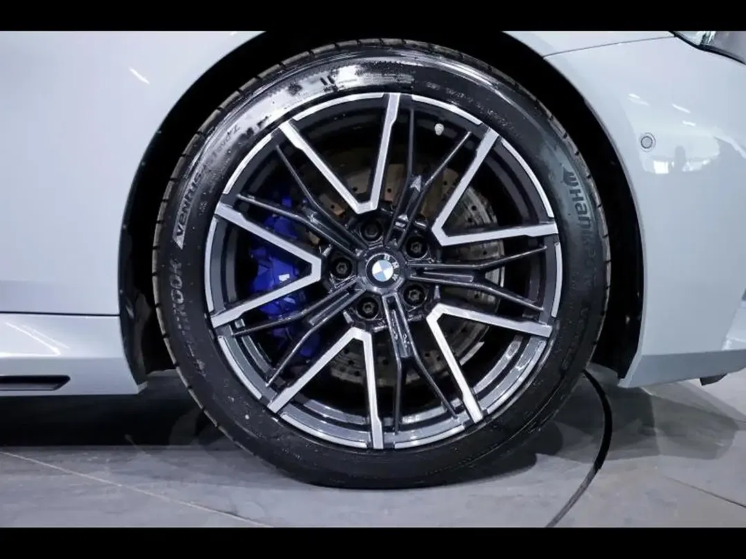 BMW M5 Touring - Thumbnail 8