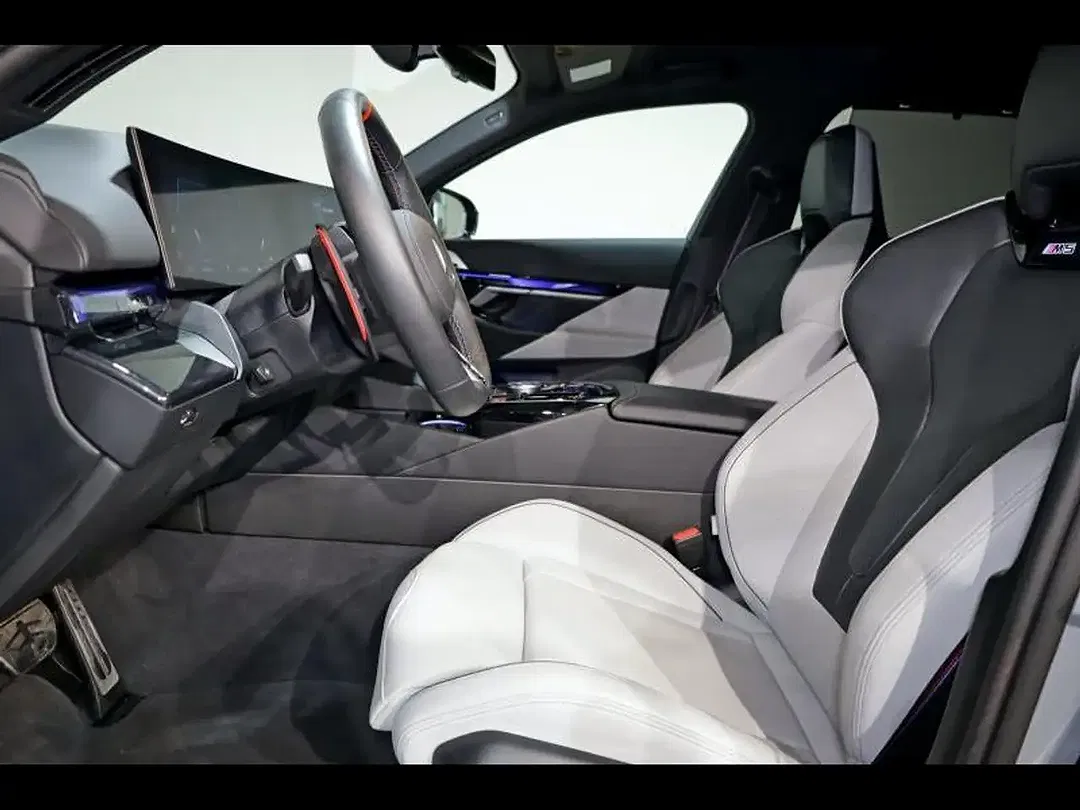 BMW M5 Touring - Thumbnail 9