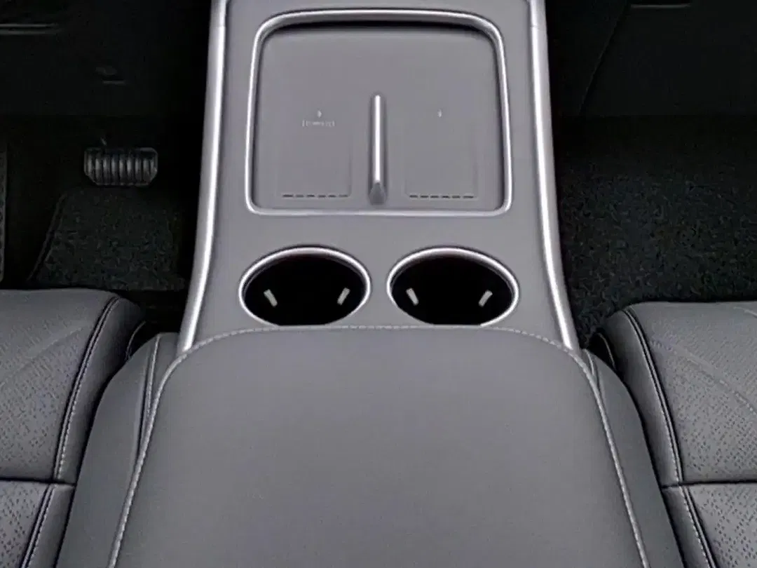 Xpeng G9 Performance Premium - Thumbnail 10
