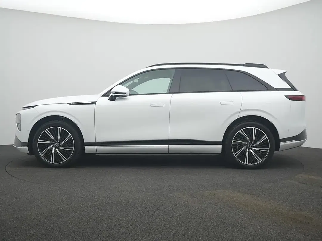 Xpeng G9 Performance Premium - foto 1