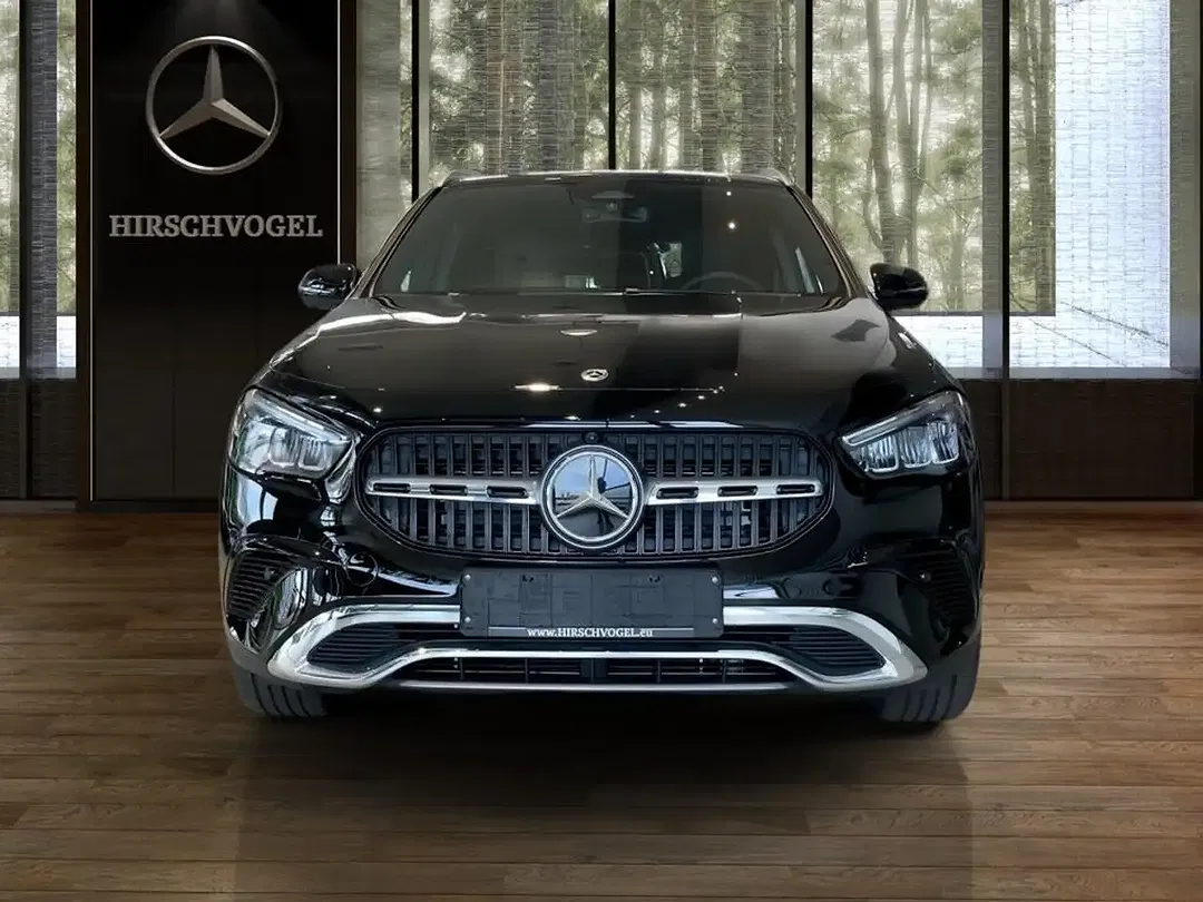 Mercedes-Benz GLA 200 Progressive - foto 2