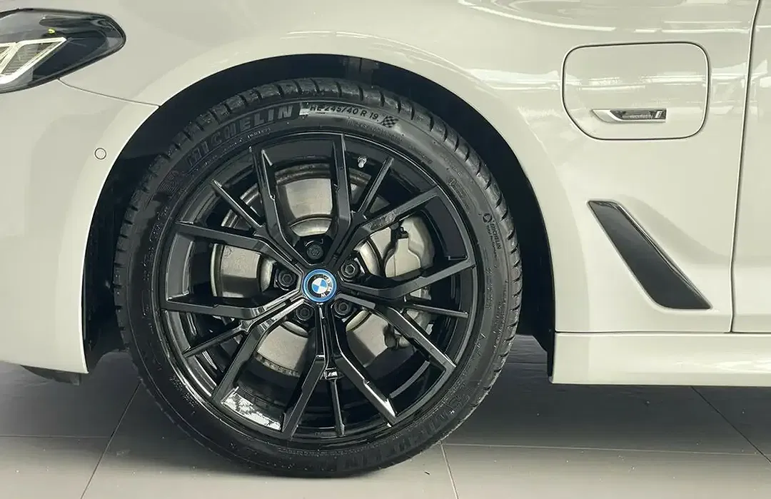 BMW 530 M Sport - Thumbnail 3