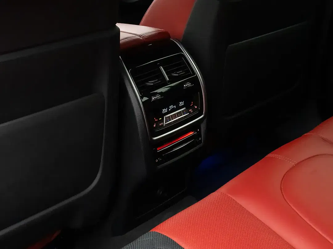BMW X6 M Competition Individual - Thumbnail 26