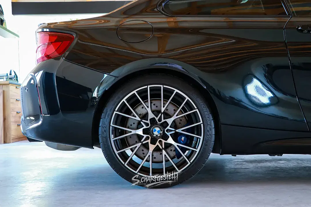 BMW M2 Competition - Thumbnail 3