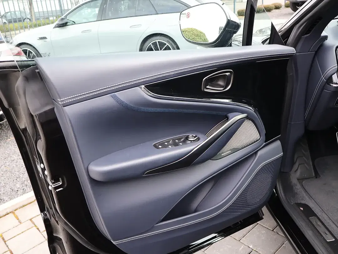 Aston Martin DBX 707 - Thumbnail 11