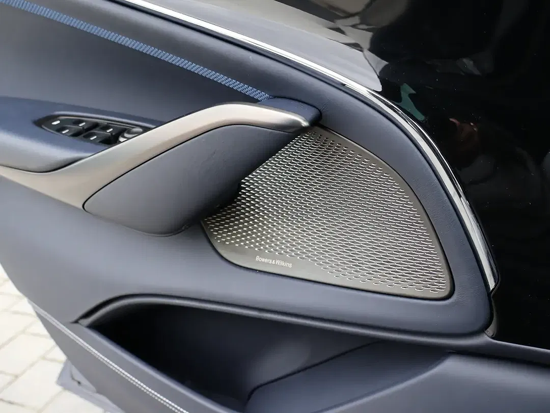 Aston Martin DBX 707 - Thumbnail 12