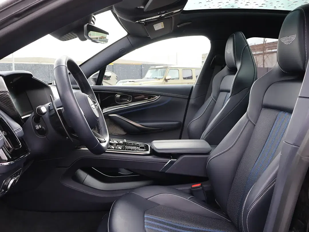 Aston Martin DBX 707 - Thumbnail 18