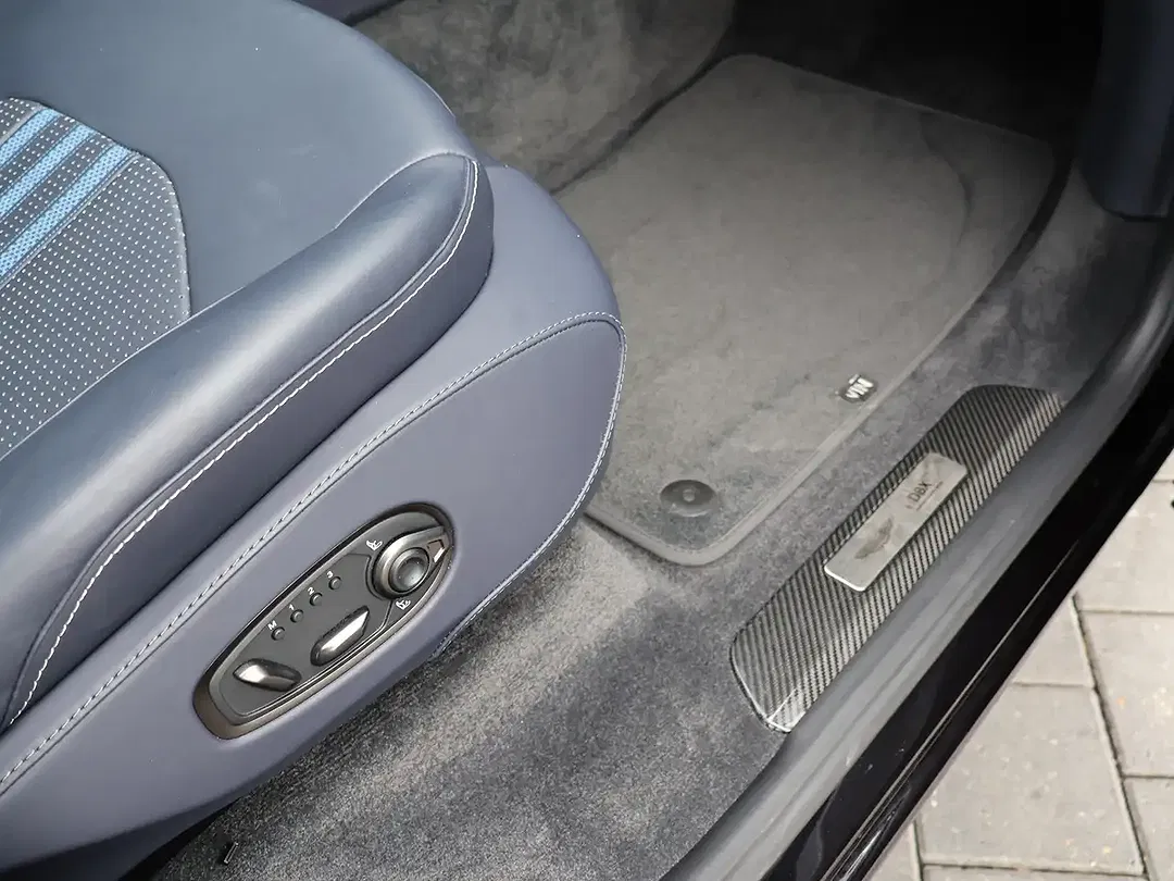 Aston Martin DBX 707 - Thumbnail 28