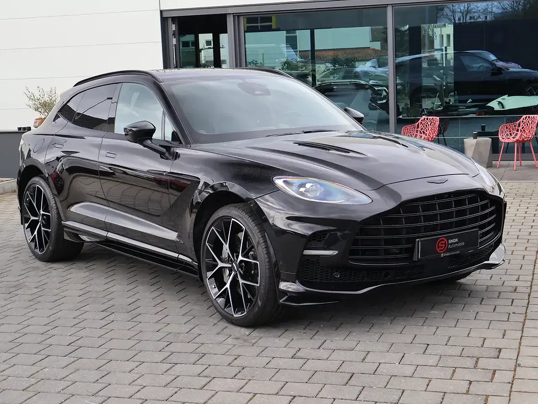 Aston Martin DBX 707 - Thumbnail 3