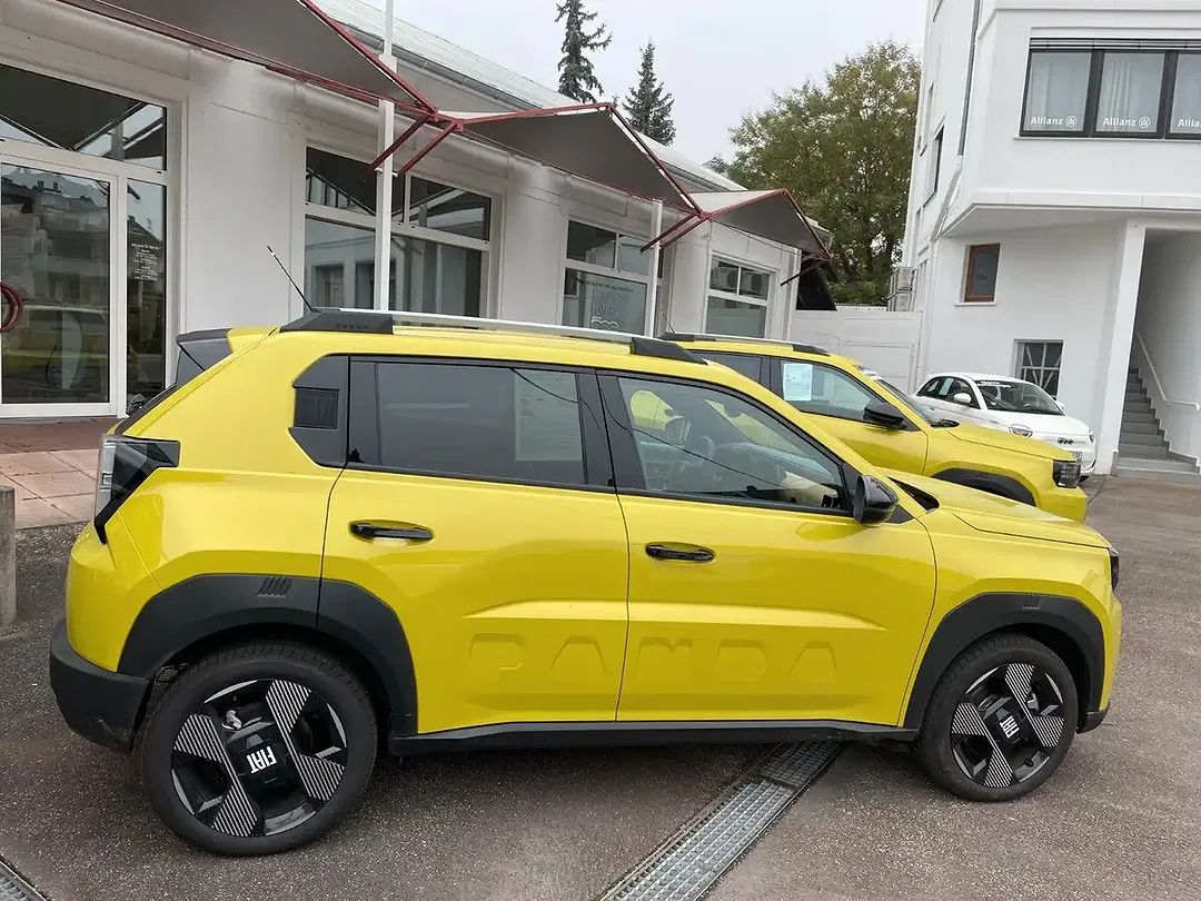 Fiat Grande Panda EV La Prima - Thumbnail 6