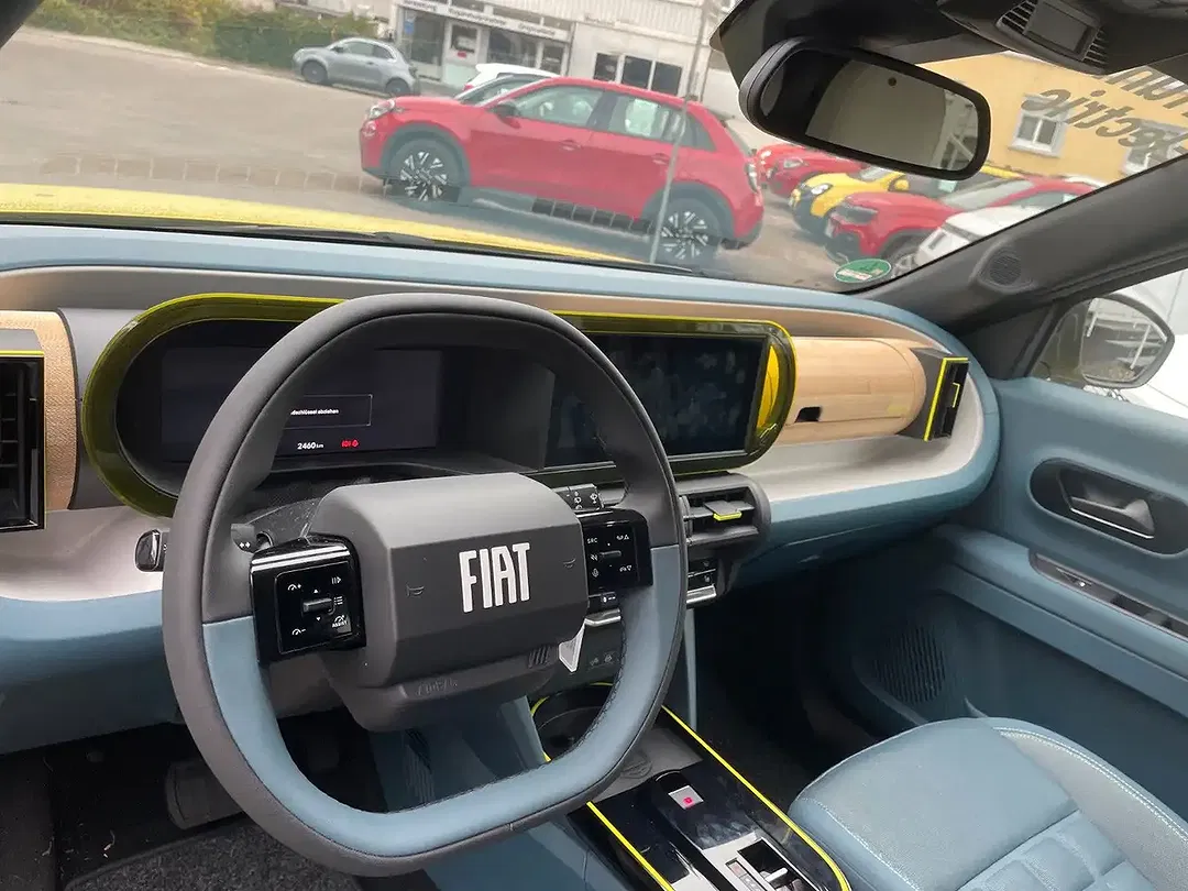 Fiat Grande Panda EV La Prima - Thumbnail 7