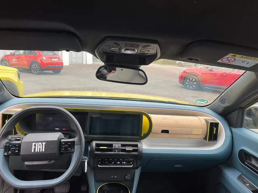 Fiat Grande Panda EV La Prima - Thumbnail 8