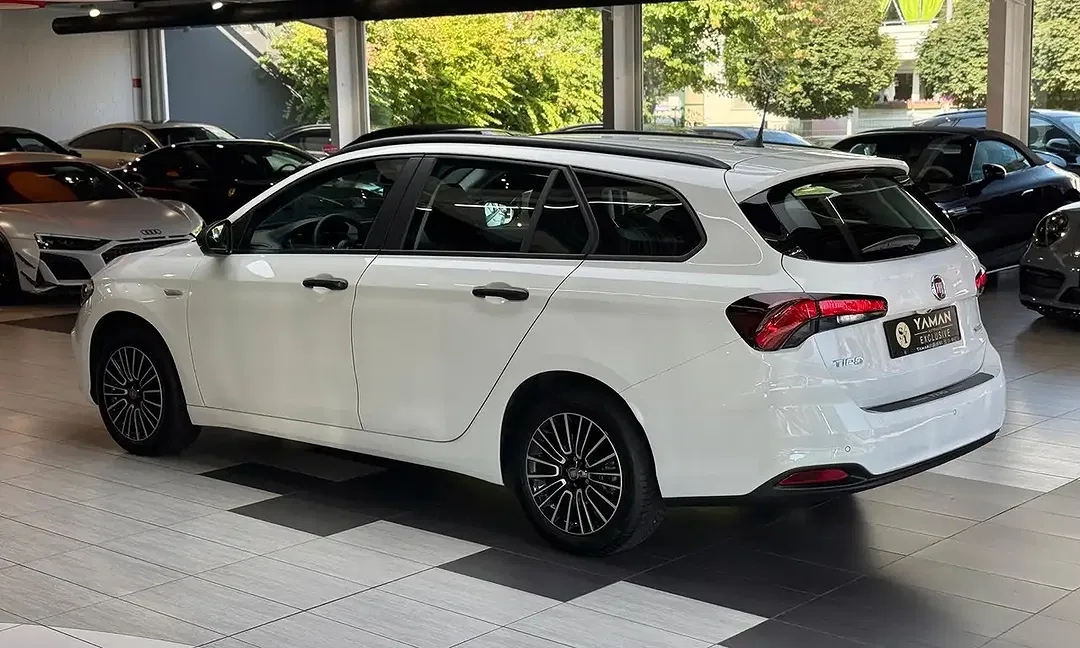 Fiat Tipo Hybrid Cross - Thumbnail 10