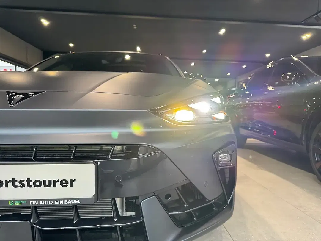 CUPRA Leon 2.0 TSI 4Drive Sportstourer Tribe Edition - Thumbnail 6