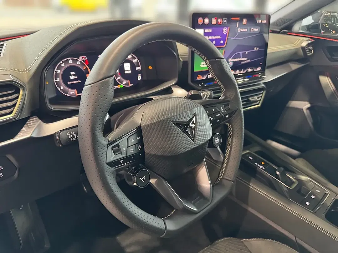 CUPRA Leon 2.0 TSI 4Drive Sportstourer Tribe Edition - Thumbnail 8
