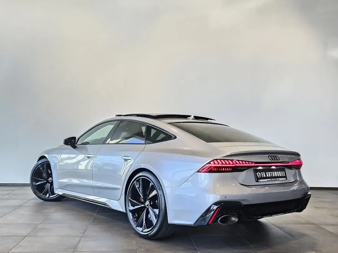 Audi RS7 - Thumbnail 10
