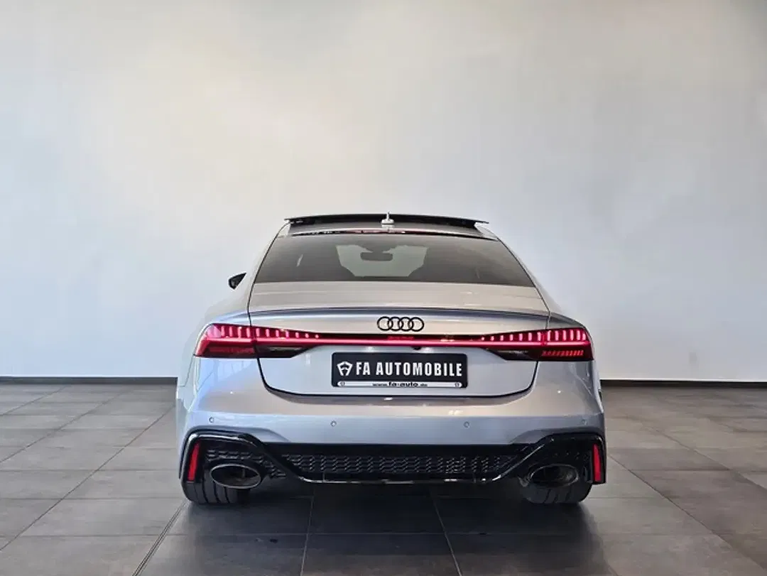 Audi RS7 - Thumbnail 11