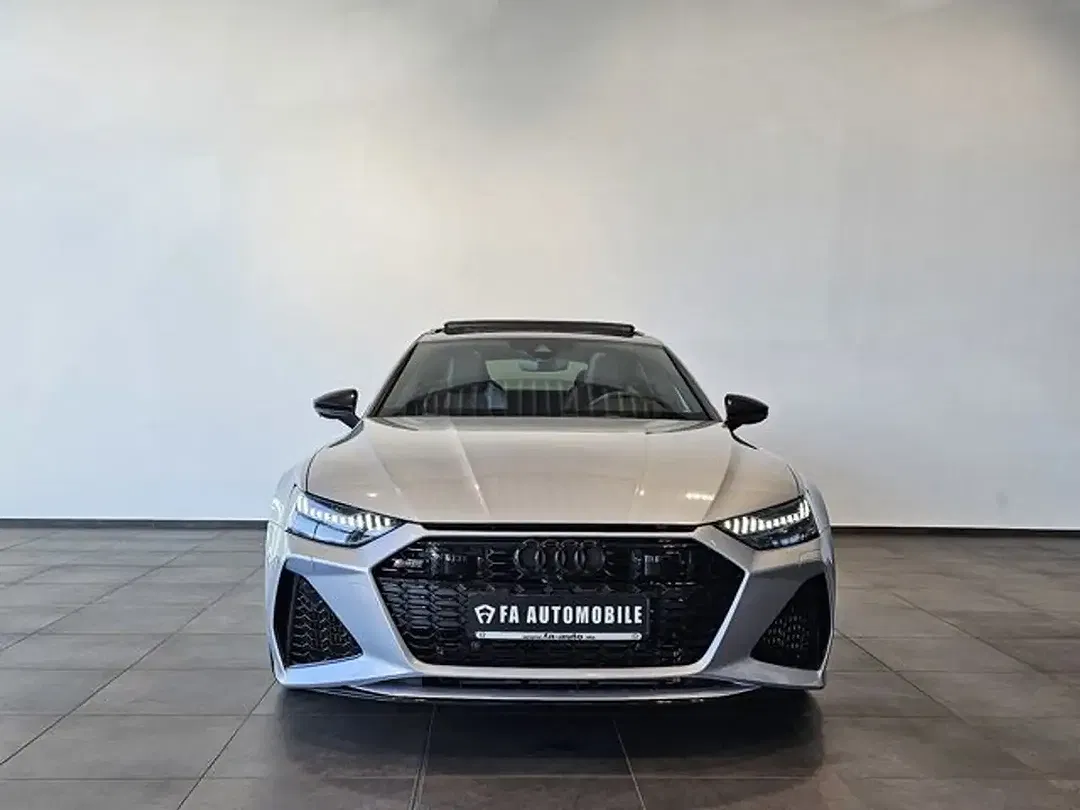 Audi RS7 - Thumbnail 3