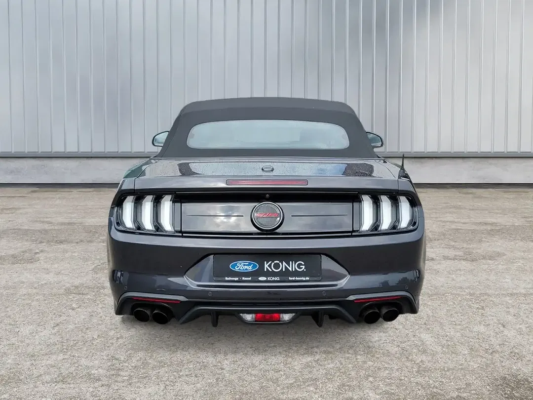 Ford Mustang 5.0 AUT GT - Thumbnail 4