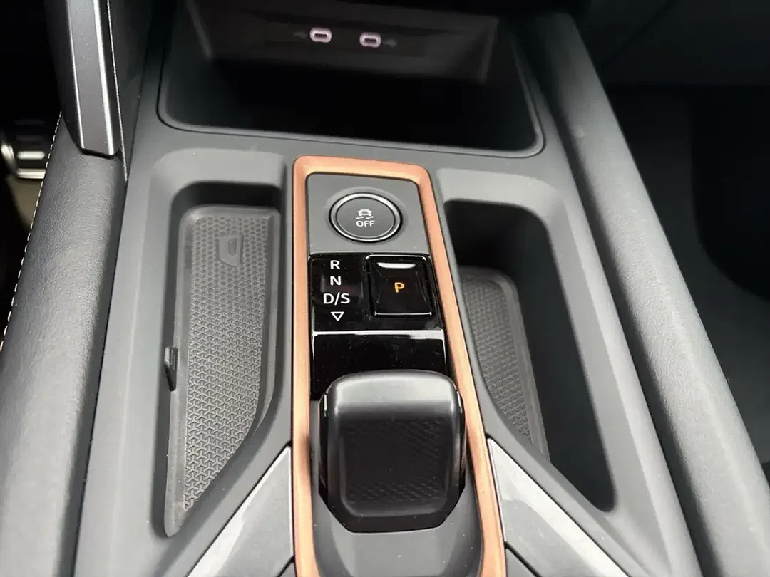 CUPRA Leon 1.5 eTSI DSG - Thumbnail 13