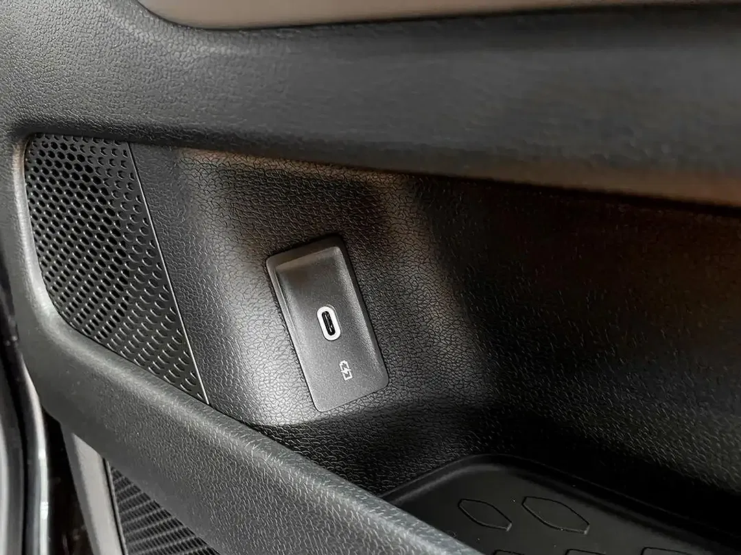 Volkswagen ID. Buzz - Thumbnail 32