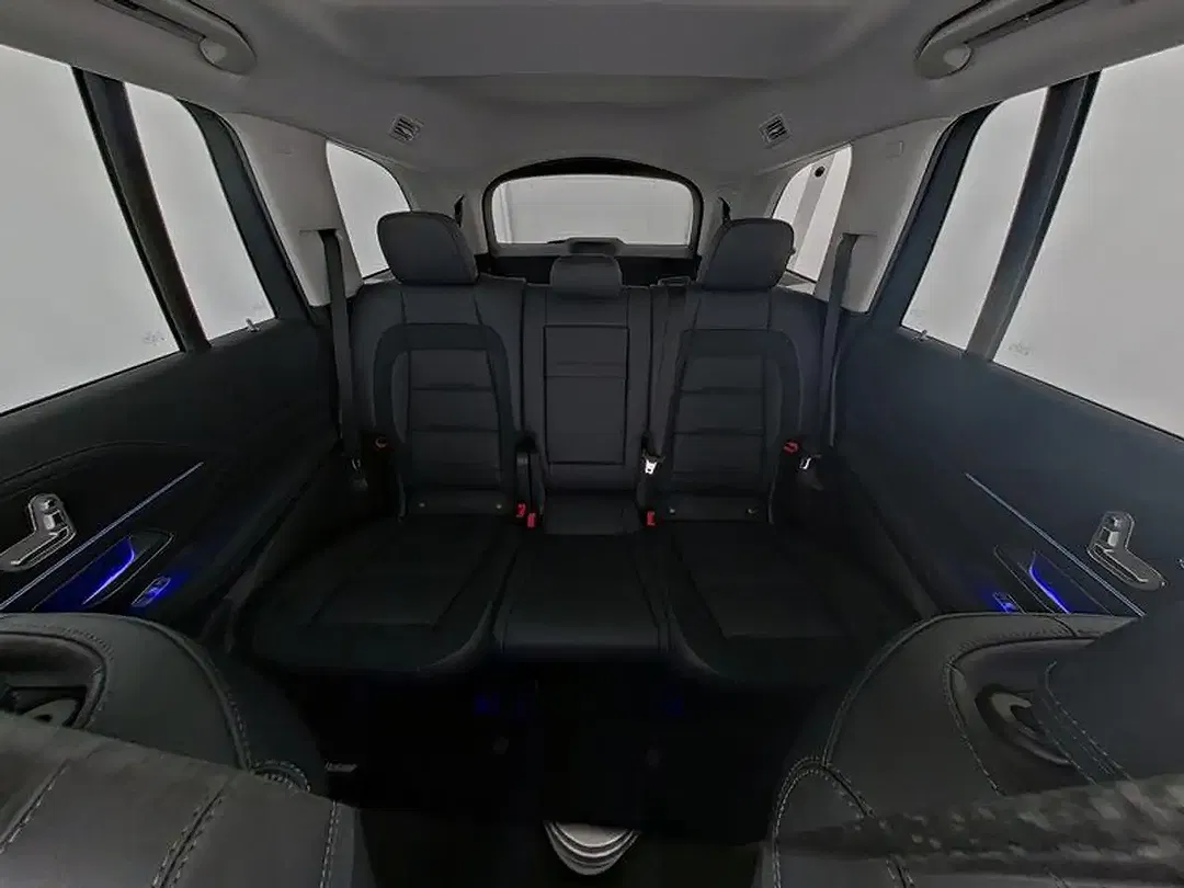 Mercedes-Benz GLS 63 AMG 4MATIC - foto 9