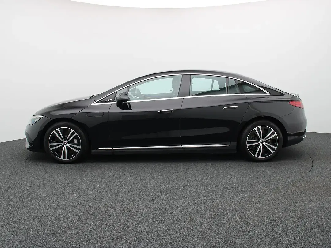 Mercedes-Benz EQE 350 - Thumbnail 4