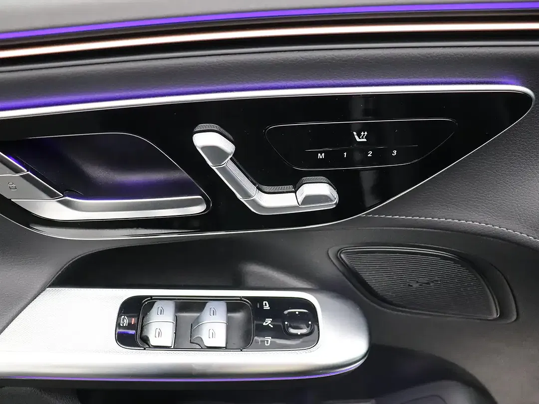 Mercedes-Benz EQE 350 - Thumbnail 9