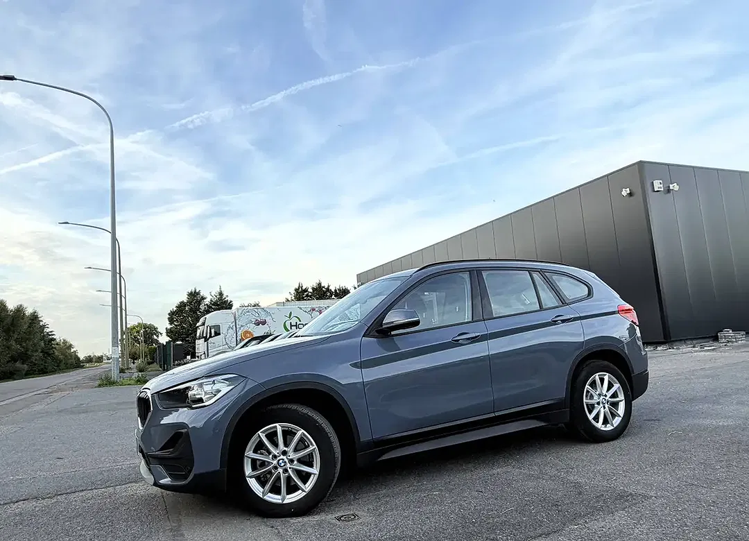 BMW X1 1.5 sDrive Advantage Sport - Thumbnail 4
