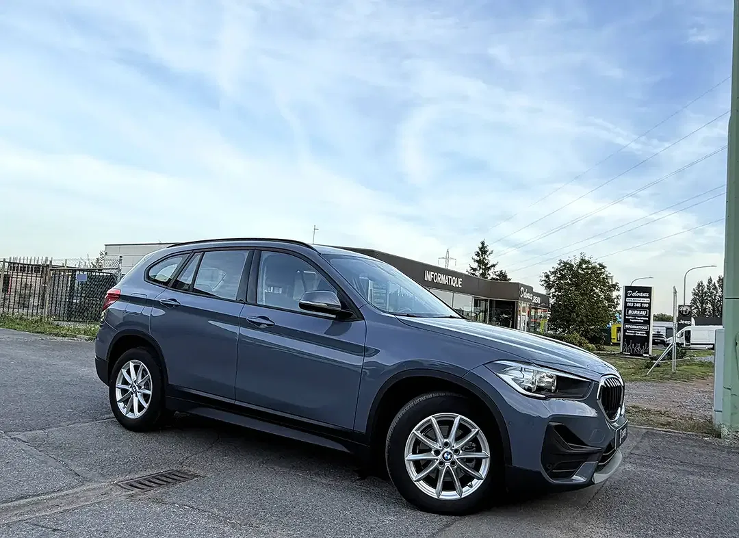 BMW X1 1.5 sDrive Advantage Sport - Thumbnail 9