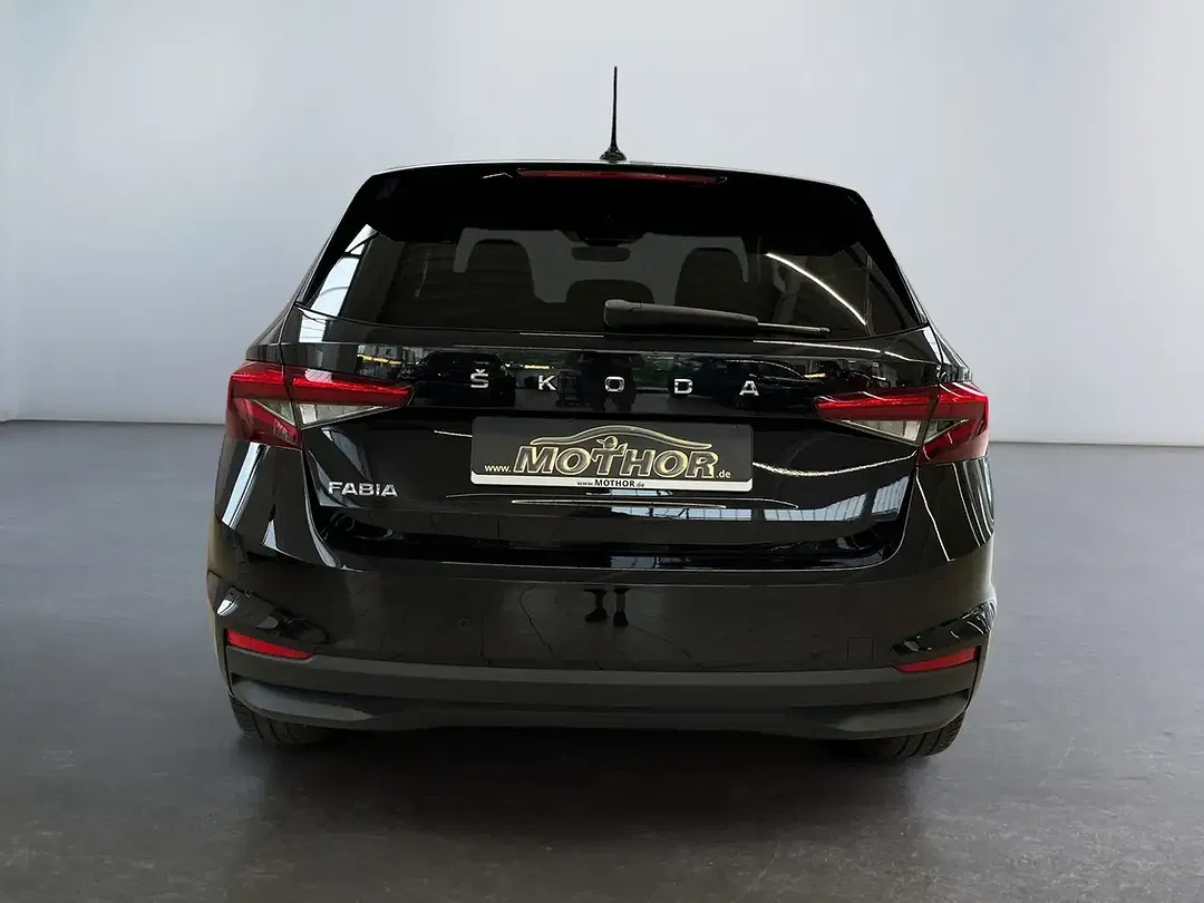 Skoda Fabia 1.0 TSI DSG Tour - Thumbnail 4
