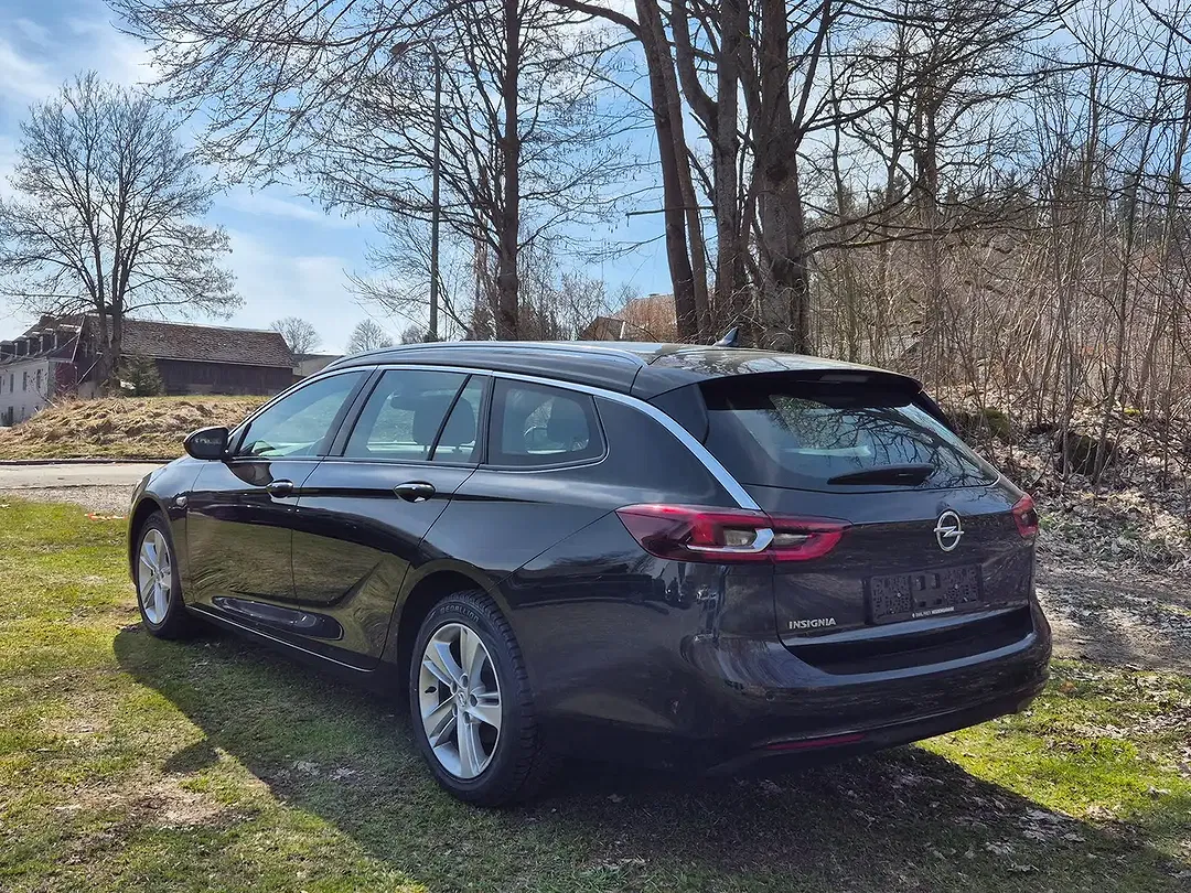 Opel Insignia - Thumbnail 10