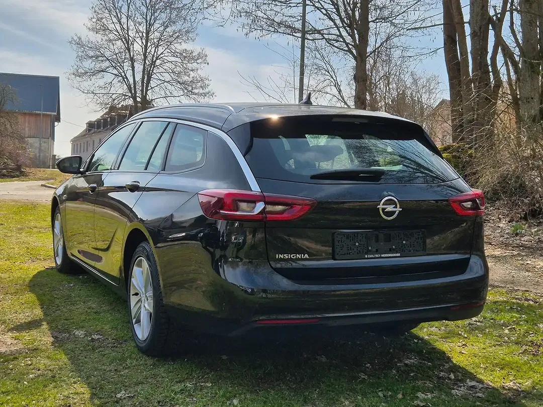 Opel Insignia - Thumbnail 11