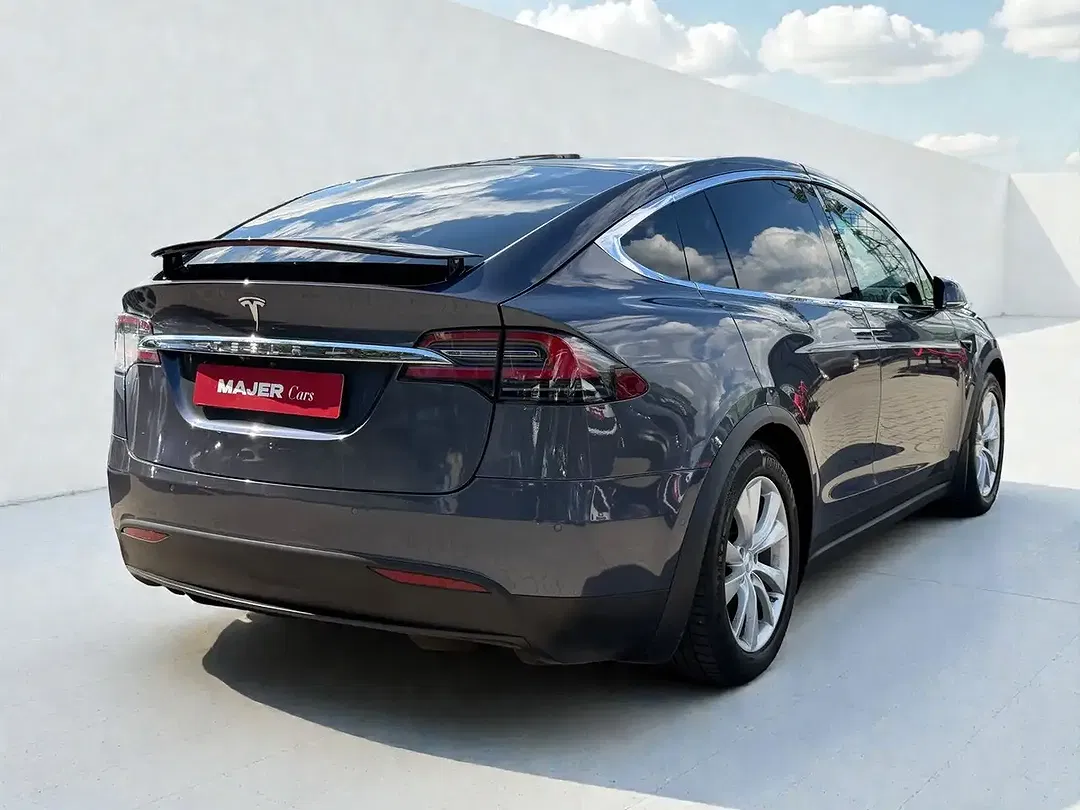 Tesla Model X P100D Dual Motor Performance Ludicrous - Thumbnail 10