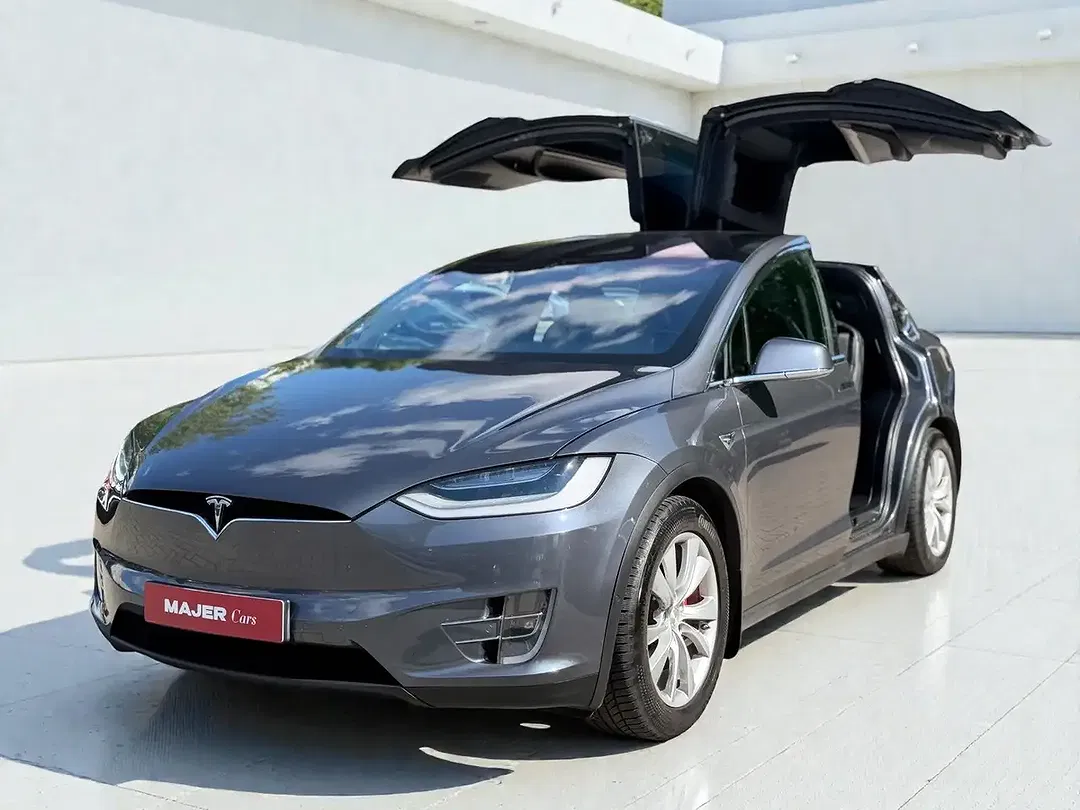 Tesla Model X P100D Dual Motor Performance Ludicrous - Thumbnail 3