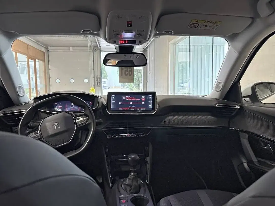 Peugeot 2008 PureTech Allure - Thumbnail 8