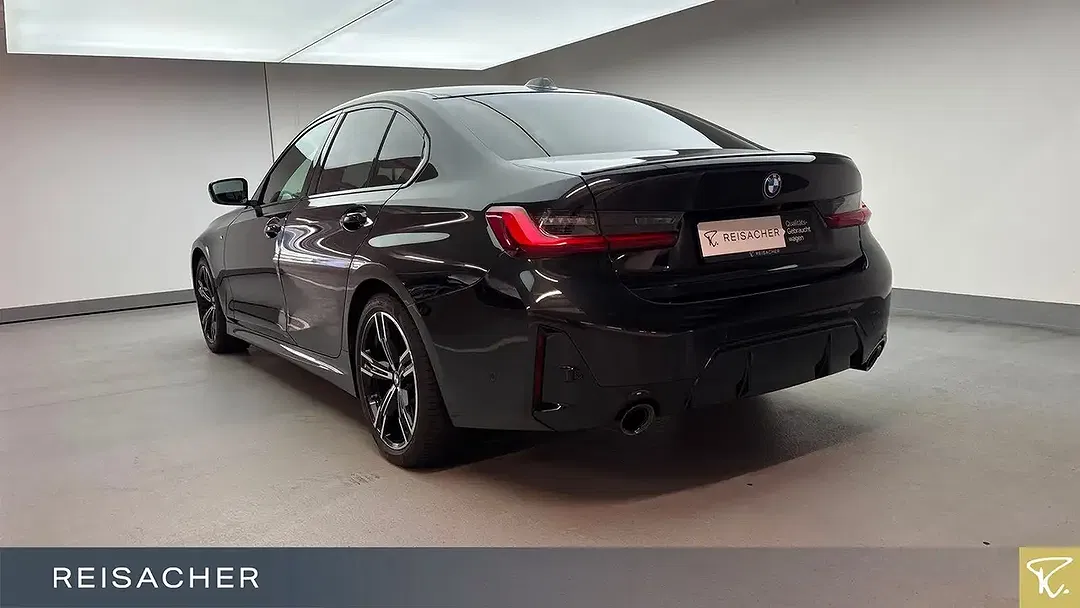 BMW 320 M Sport Pro - Thumbnail 2