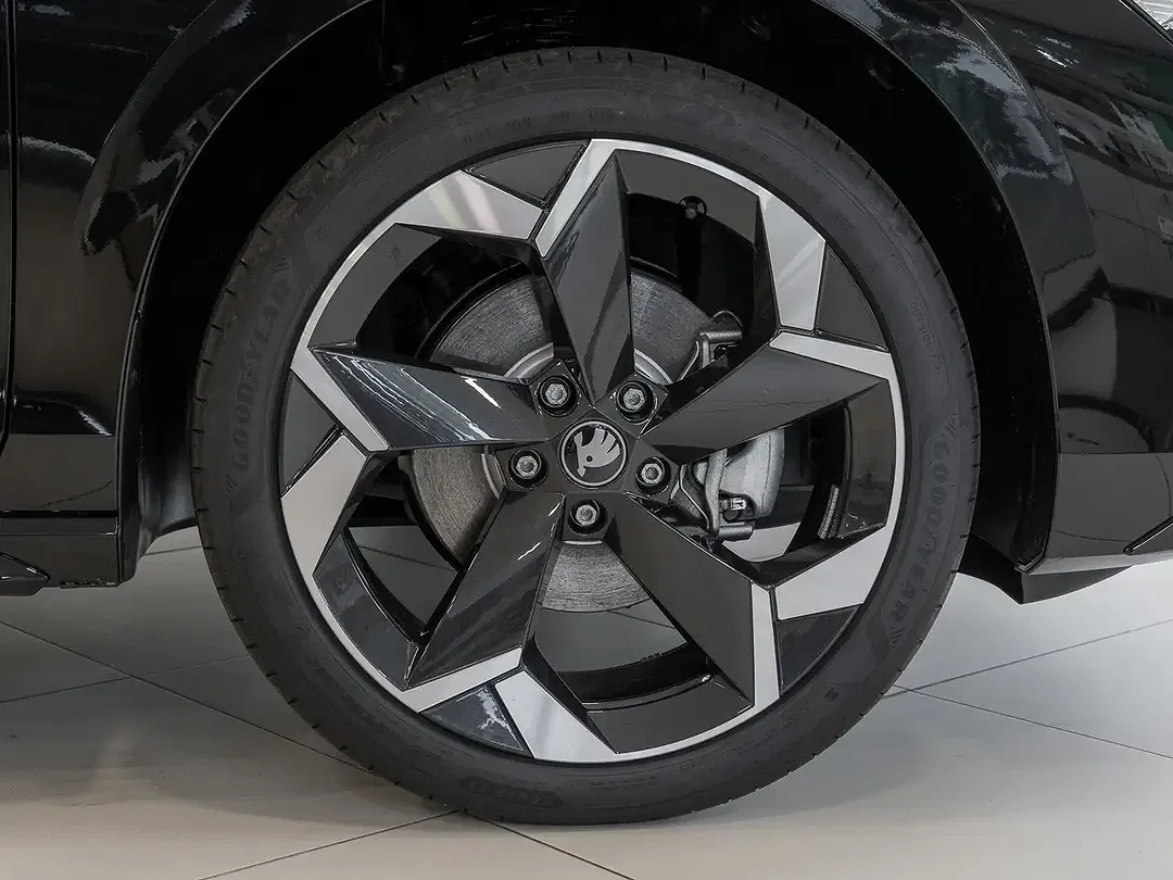 Skoda Superb 1.5 TSI MHEV DSG Combi Sportline - Thumbnail 6
