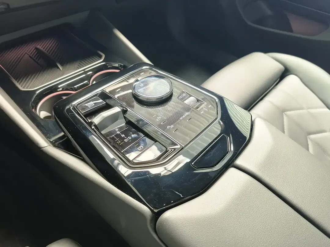 BMW 520 Touring M Sport - Thumbnail 15