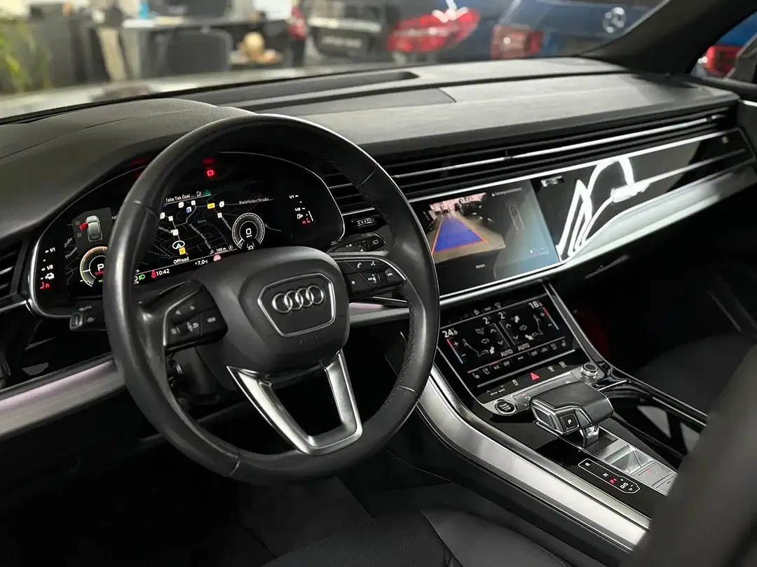 Audi Q7 55 TFSI e quattro - Thumbnail 13