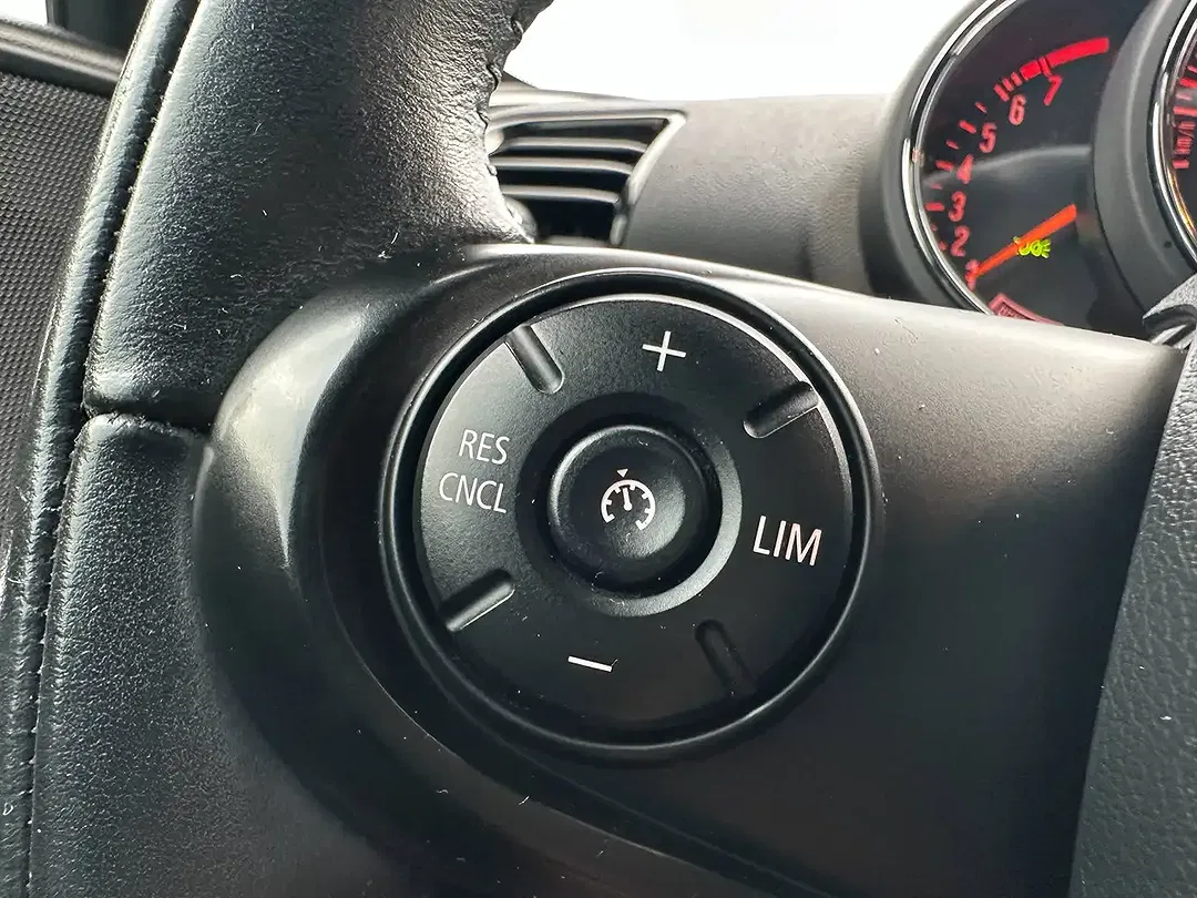 MINI Cooper Clubman 1.5 - Thumbnail 14