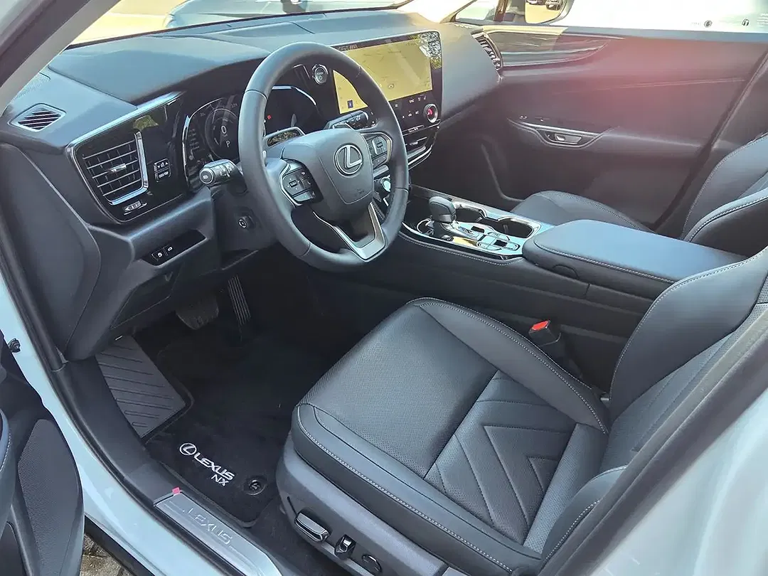 Lexus NX 450h+ E-FOUR Executive - Thumbnail 7