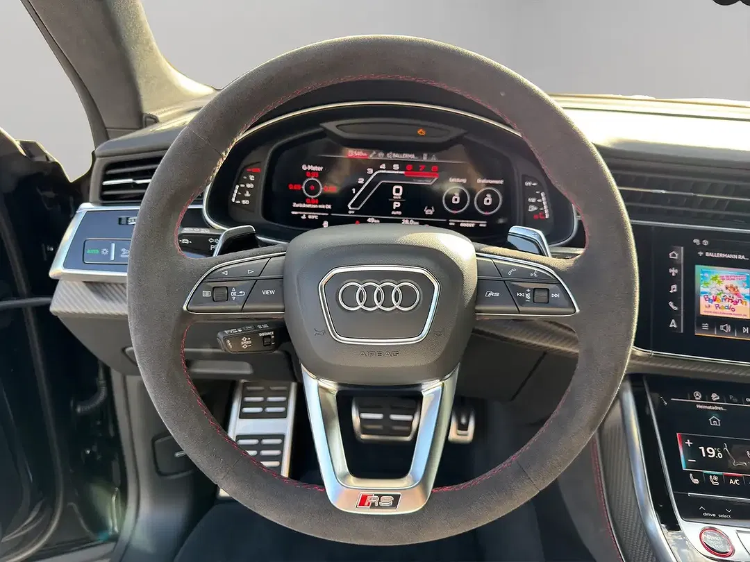 Audi RS Q8 quattro - Thumbnail 10