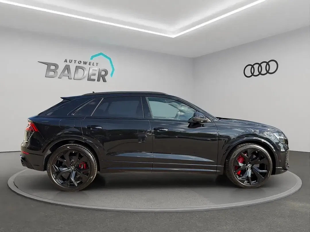 Audi RS Q8 quattro - Thumbnail 7