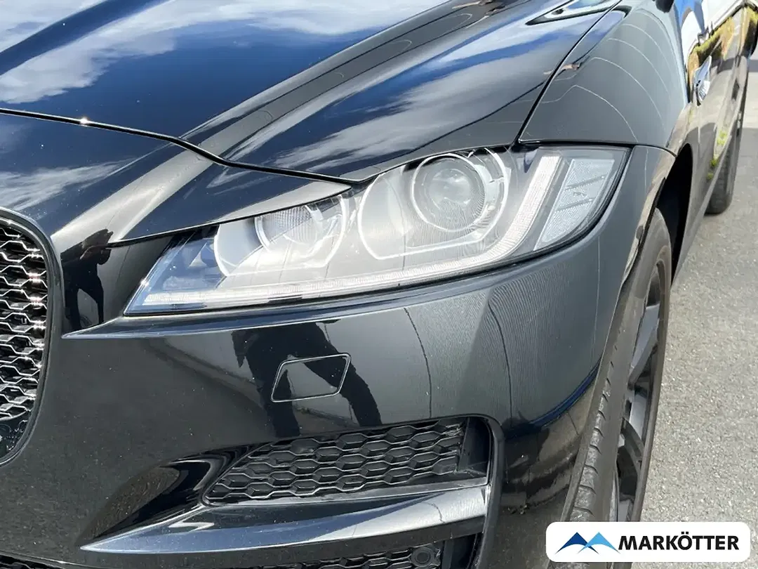 Jaguar F-Pace 20d Pure - Thumbnail 12