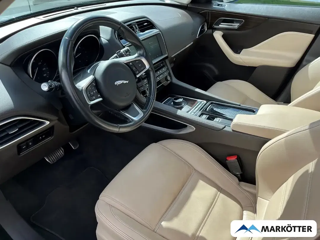 Jaguar F-Pace 20d Pure - Thumbnail 5